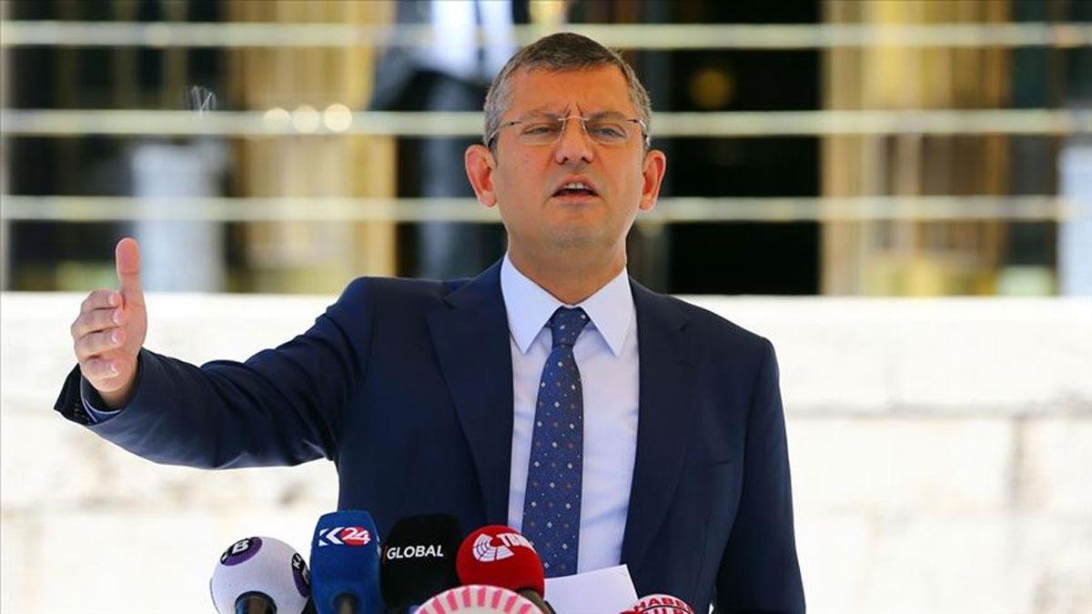 CHP'li zel, Bakan Akar'a 15 bin lira manevi tazminat deyecek