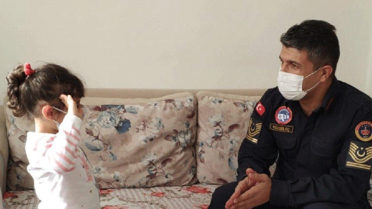 Damla'n�n selam� unutulmad�, �ok sevdi�i jandarmalar ziyaretine gitti