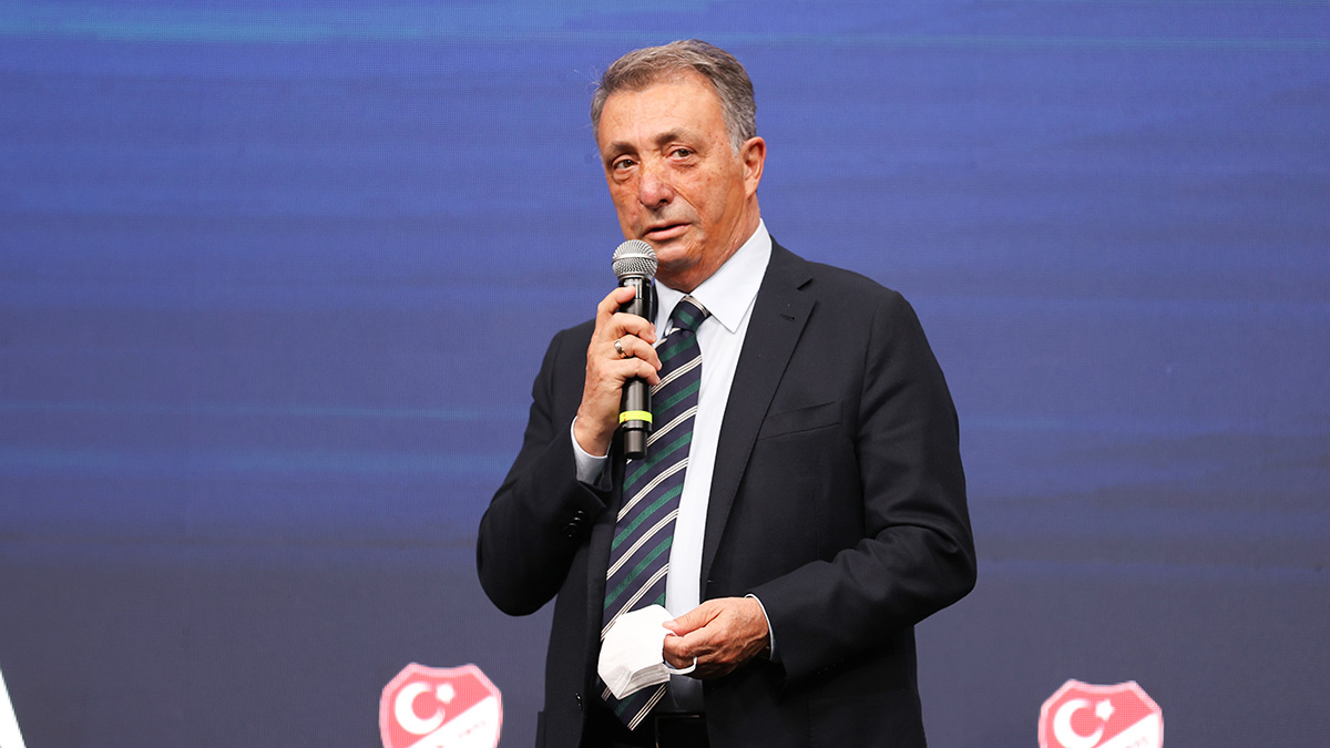 Ahmet Nur �ebi canl� yay�nda m�jdeyi verdi