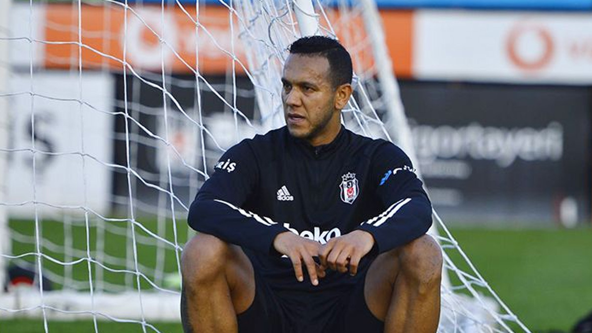 Be�ikta�'a Josef Souza'dan k�t� haber