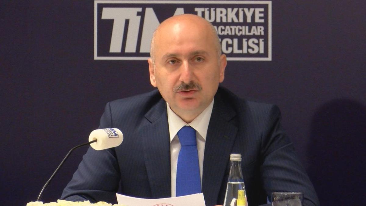 Bakan Karaismailolu: Trkiye'nin bir lojistik g olmas iin hep birlikte alyoruz