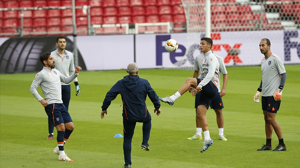 Ba�ak�ehir, Yeni Malatyaspor deplasman�nda