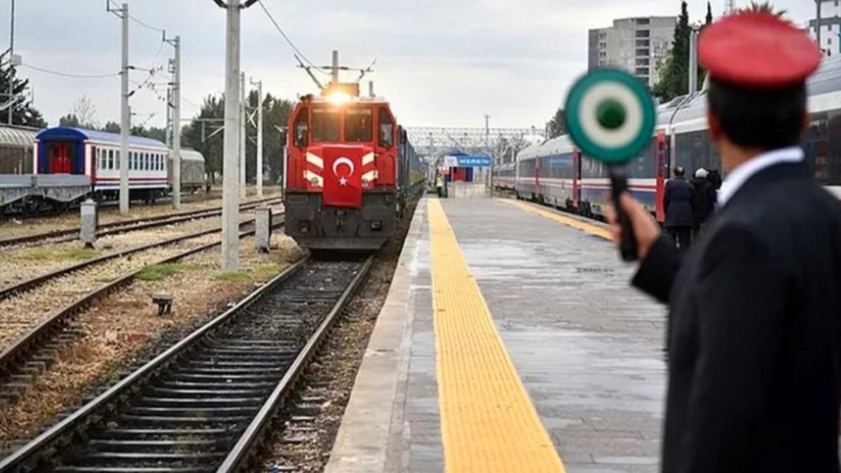Trkiye'den in'e ilk ihra treni! Bakan Karaismailolu: lkemiz adna yeni bir dnemin habercisi