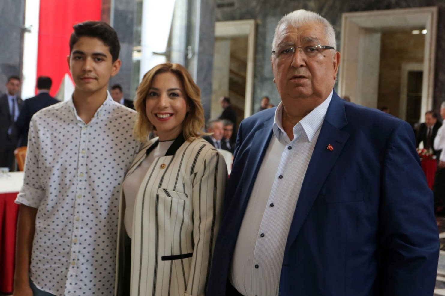 AK Partili vekilin e�i koronavir�s nedeniyle hayat�n� kaybetti