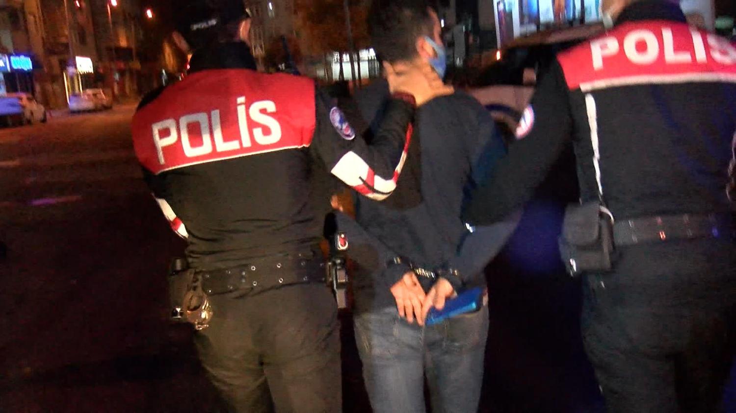 Avc�lar'da Kovid-19 k�s�tlamalar�