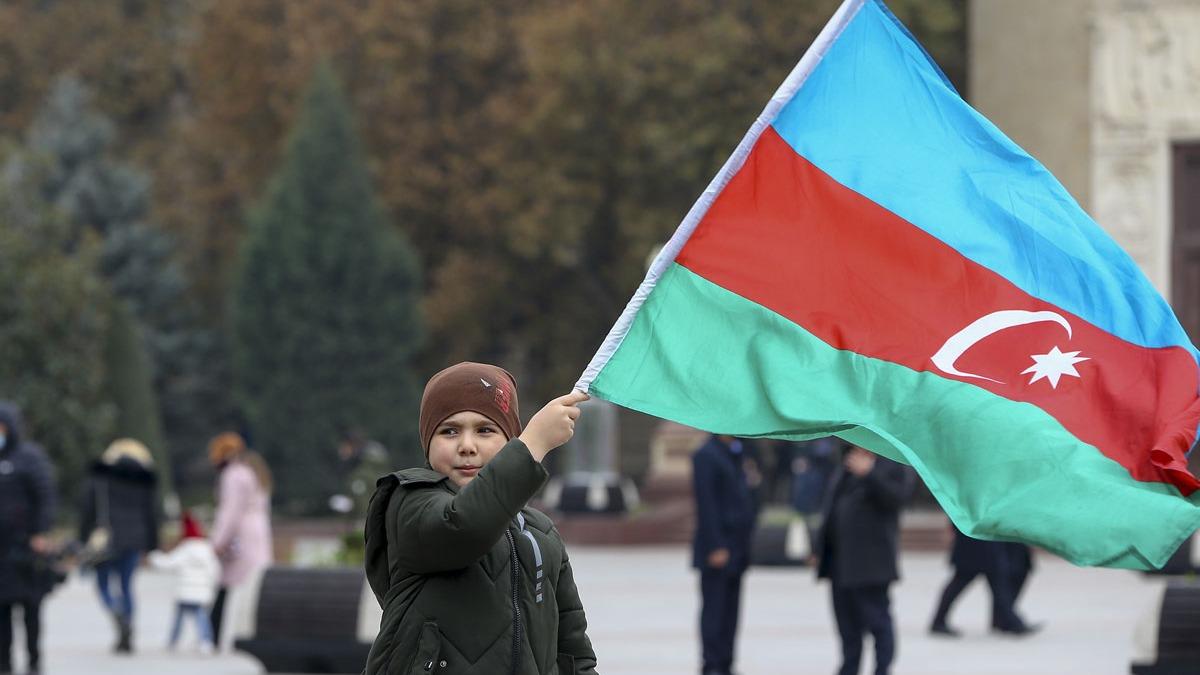 Azerbaycan, Dalk Karaba zaferini askeri geit treniyle kutlayacak