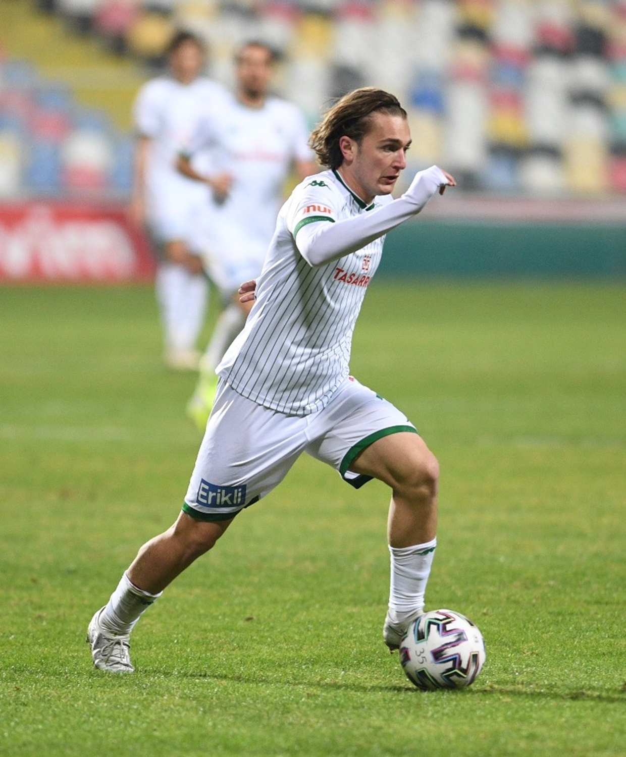 Bursaspor'un gen� forveti Ali Akman gol� unuttu!