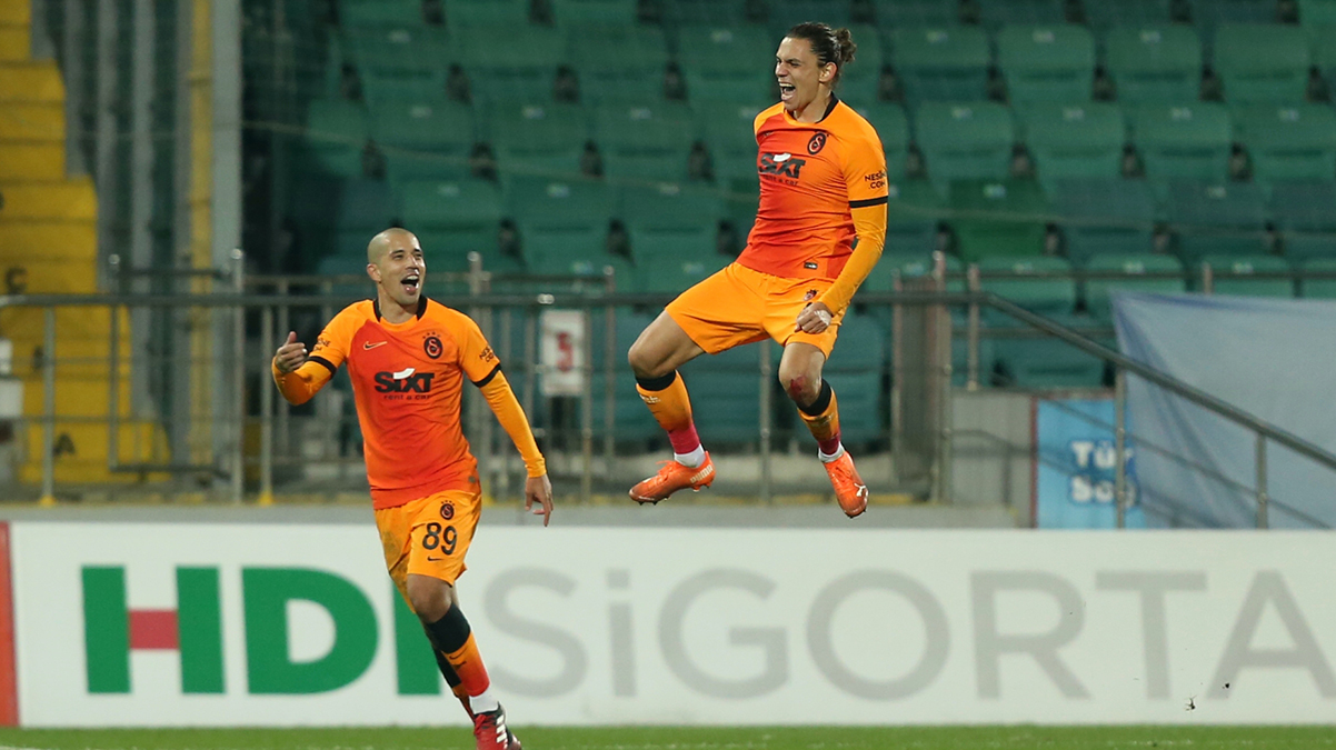 Galatasaray'a Taylan Antalyal� m�jdesi