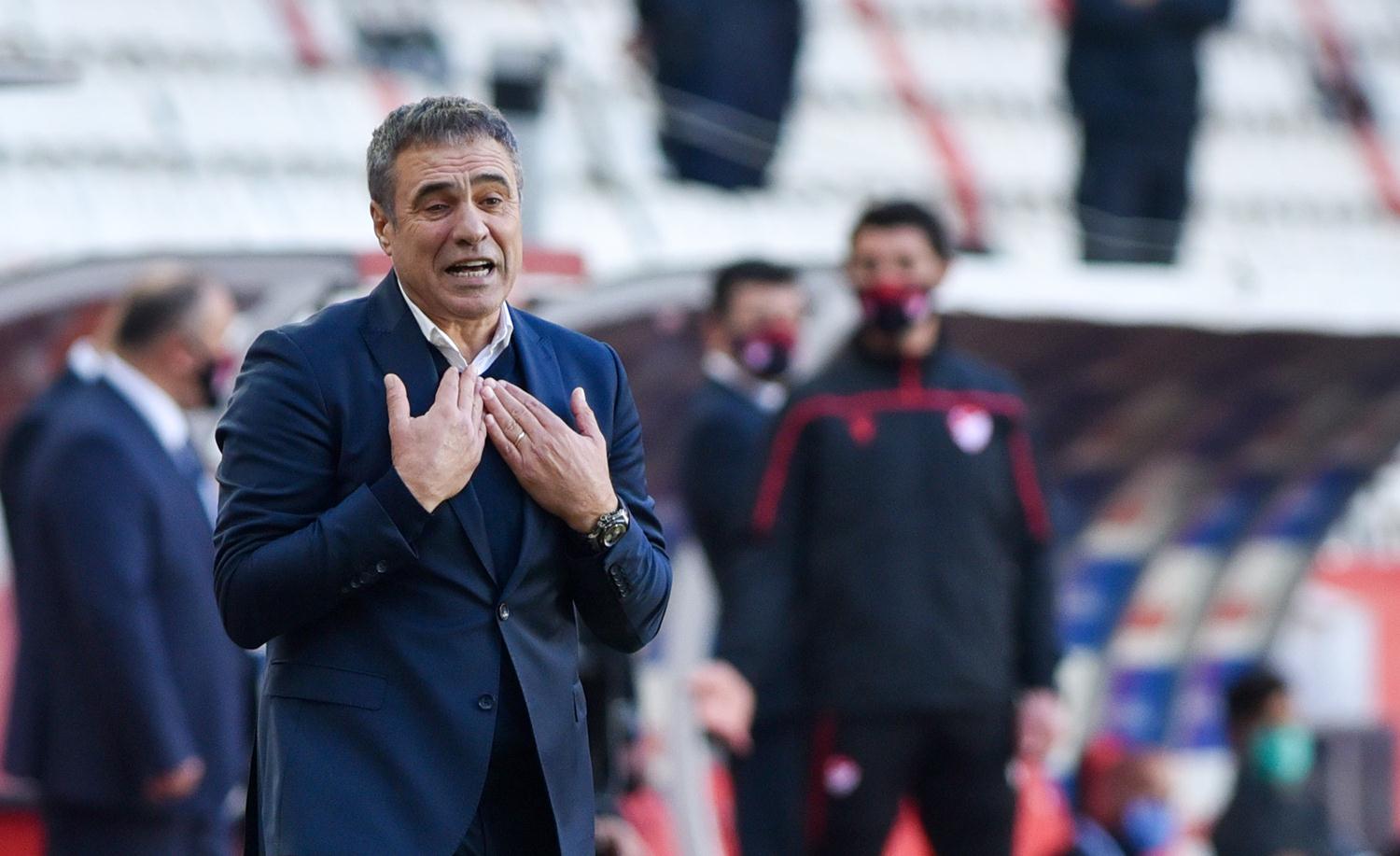 Antalyaspor, Ersun Yanal ile ilk kez kazand�