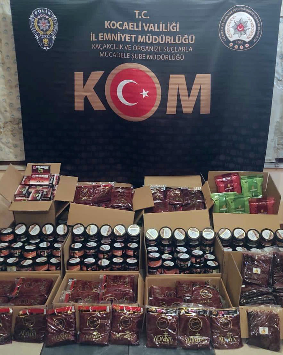 Kocaeli'de ka�ak t�t�n operasyonu