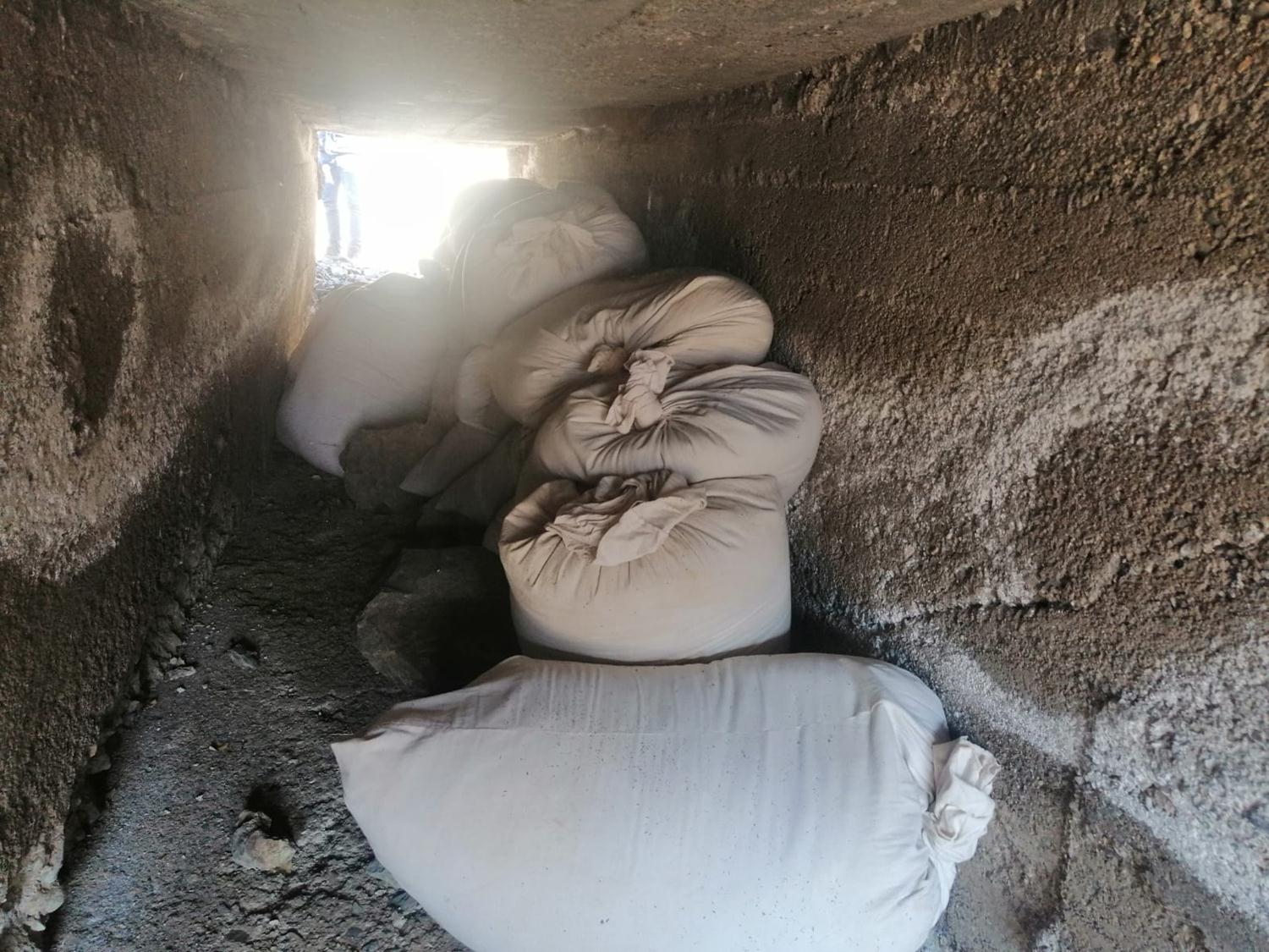 PKK'ya ynelik dzenlenen operasyonda menfez ierisinde 648 kilo esrar yakaland