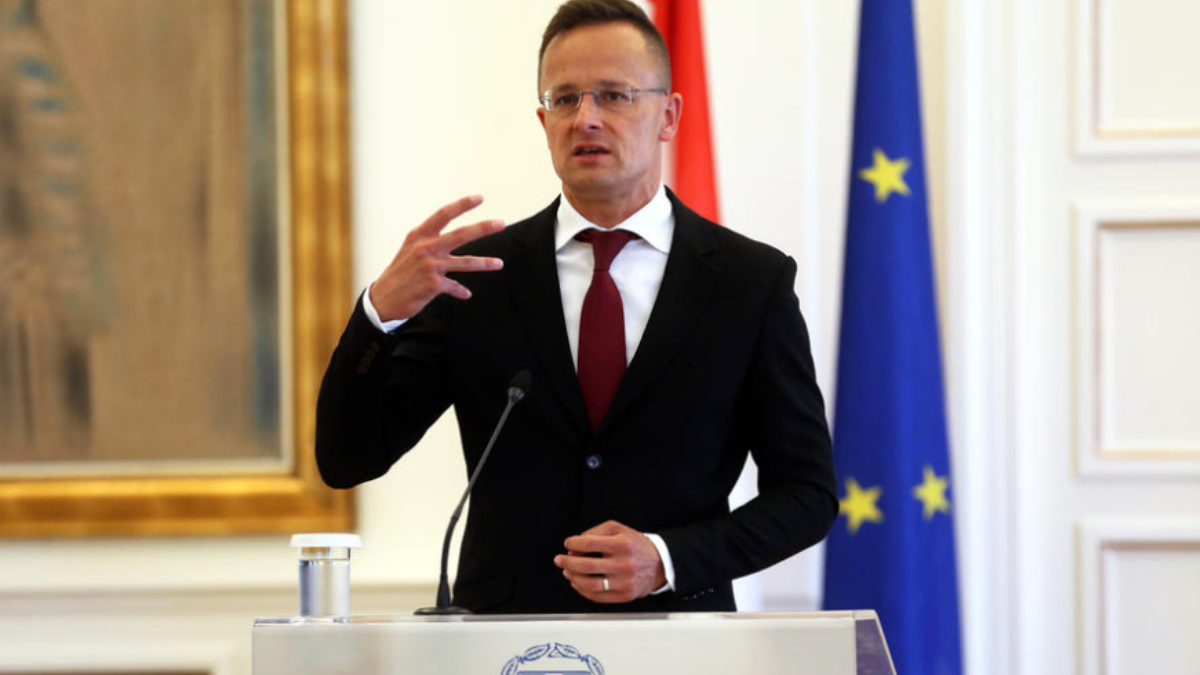 Szijjarto, 'takipteyiz' dedi,  T�rkiye'nin hedeflerine dikkat �ekti: B�lgede en b�y�klerden biri