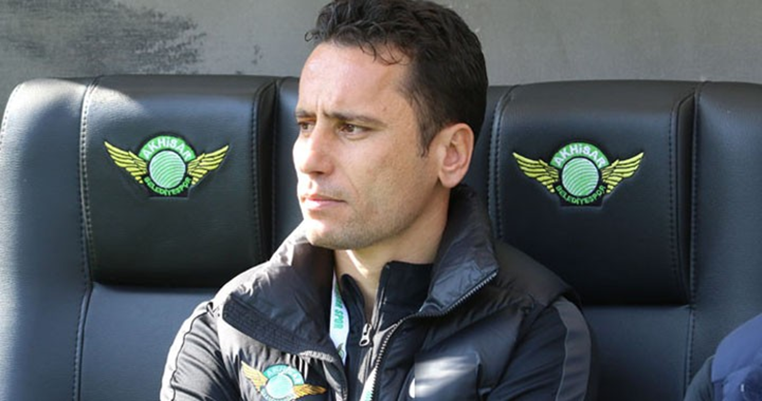 Akhisarspor'da Cem Kav�ak d�nemi sona erdi