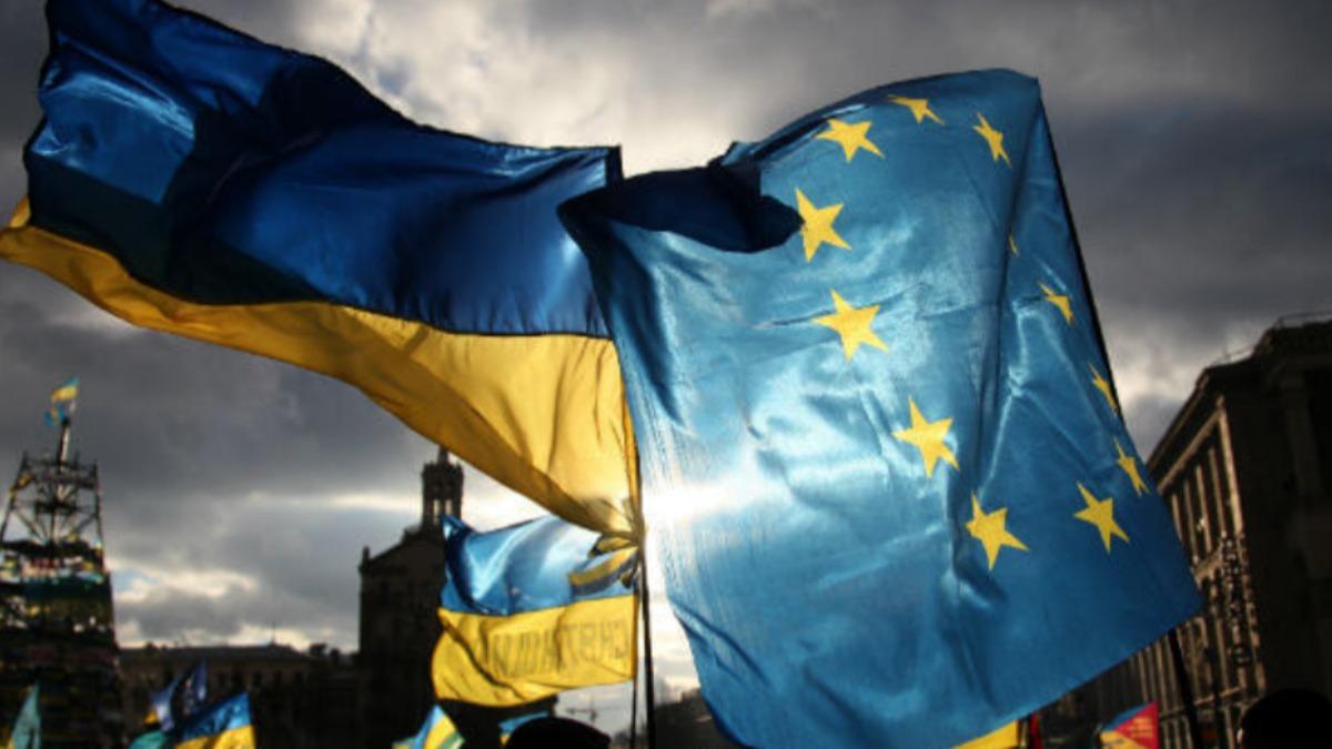 Avrupa'dan Ukrayna'ya 640 milyon euroluk kredi!