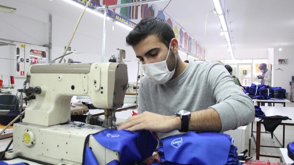 Devlet desteiyle tekstil atlyesi kuran engelli gen 25 kiiyi istihdam ediyor 