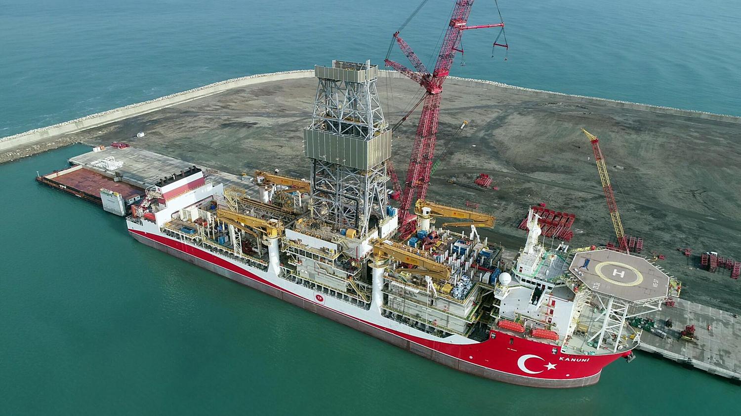 'Kanuni' Karadeniz'deki ilk g�revi i�in g�n say�yor