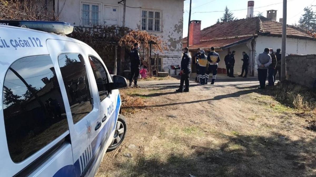 Konya'da 63 yandaki adam evinde l bulundu
