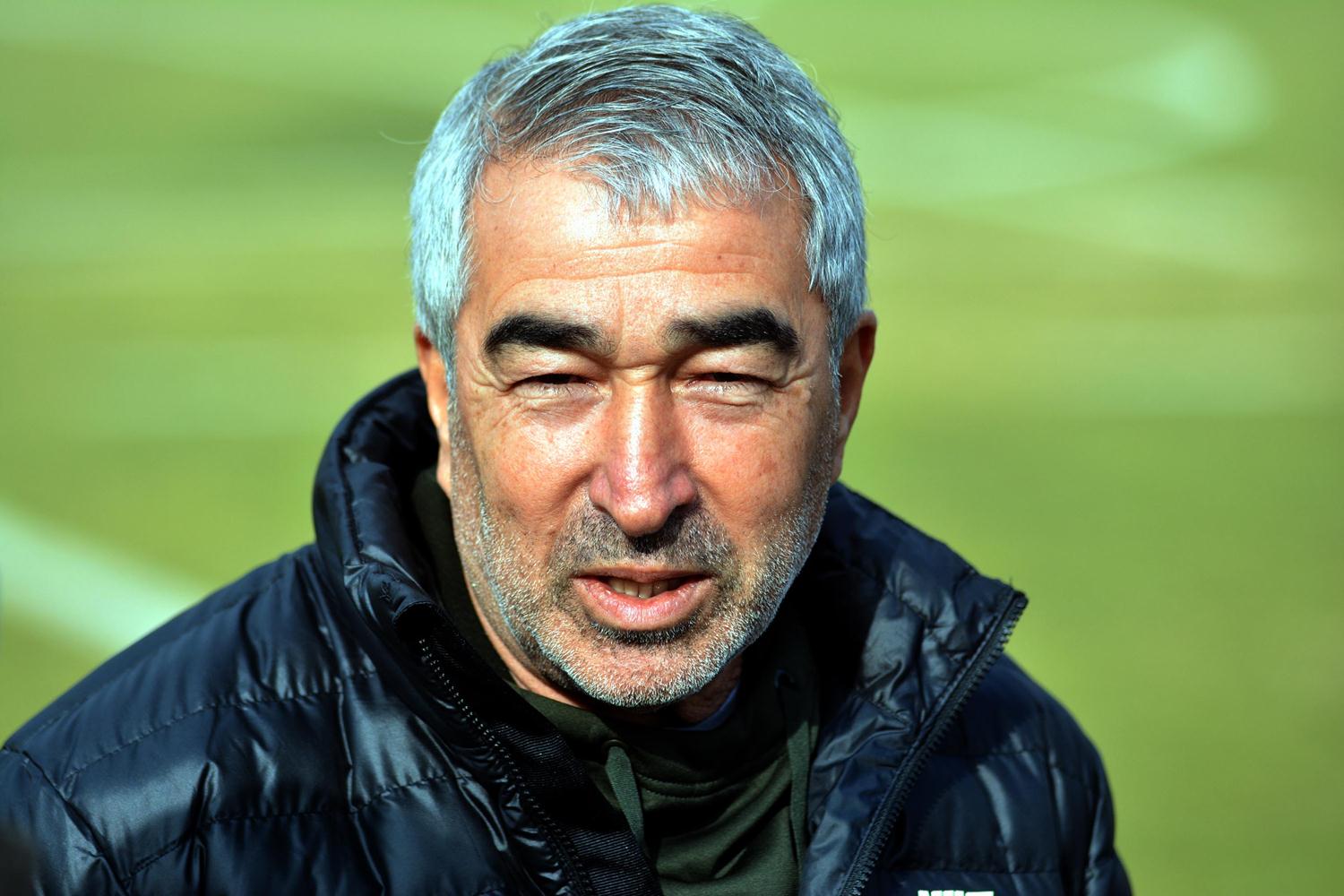 Samet Aybaba: Hakem odas�ndan m�zik sesi geliyordu