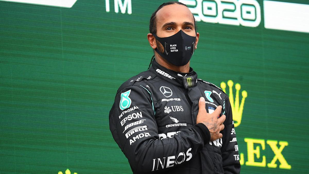 Lewis Hamilton koronavirs atlatt