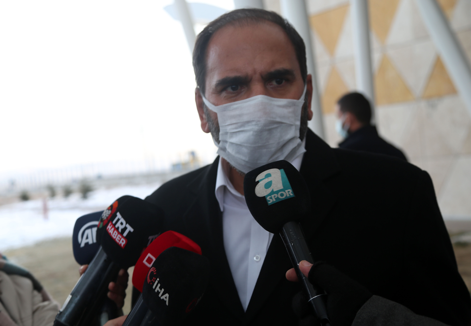 �srail'den Sivasspor kafilesine �irkin uygulama! 'Niyetleri bize eziyet etmekti'