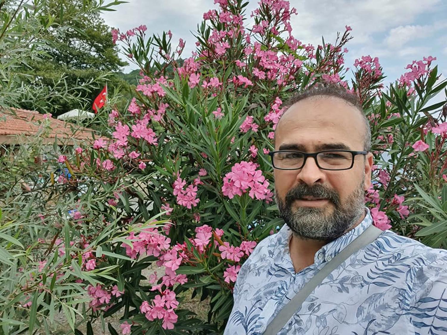 Ak�lalmaz olay! Kaybetti�i ehliyeti kullan�larak koronavir�s testi yapt�r�ld�, sonu� pozitif ��kt�