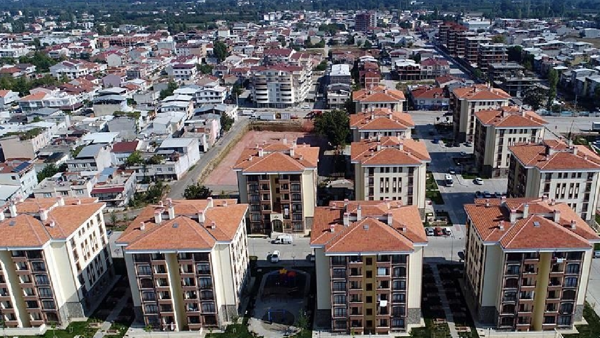 Pandemiye ra�men yabanc�ya konut sat���nda rekor art��!