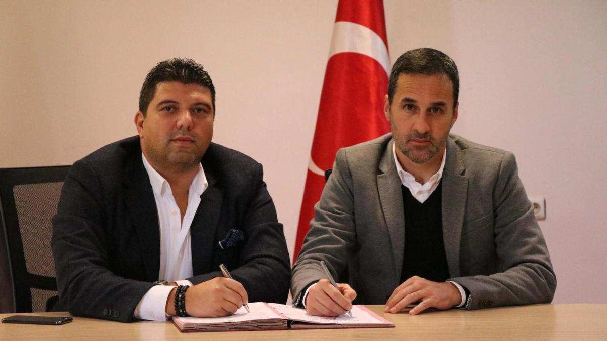 Yaln Koukavak imzay att