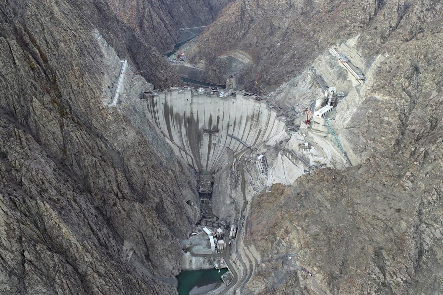 'Yusufeli Baraj�, ekonomiye y�lda 1 milyar 500 milyon lira katk� sa�layacak'