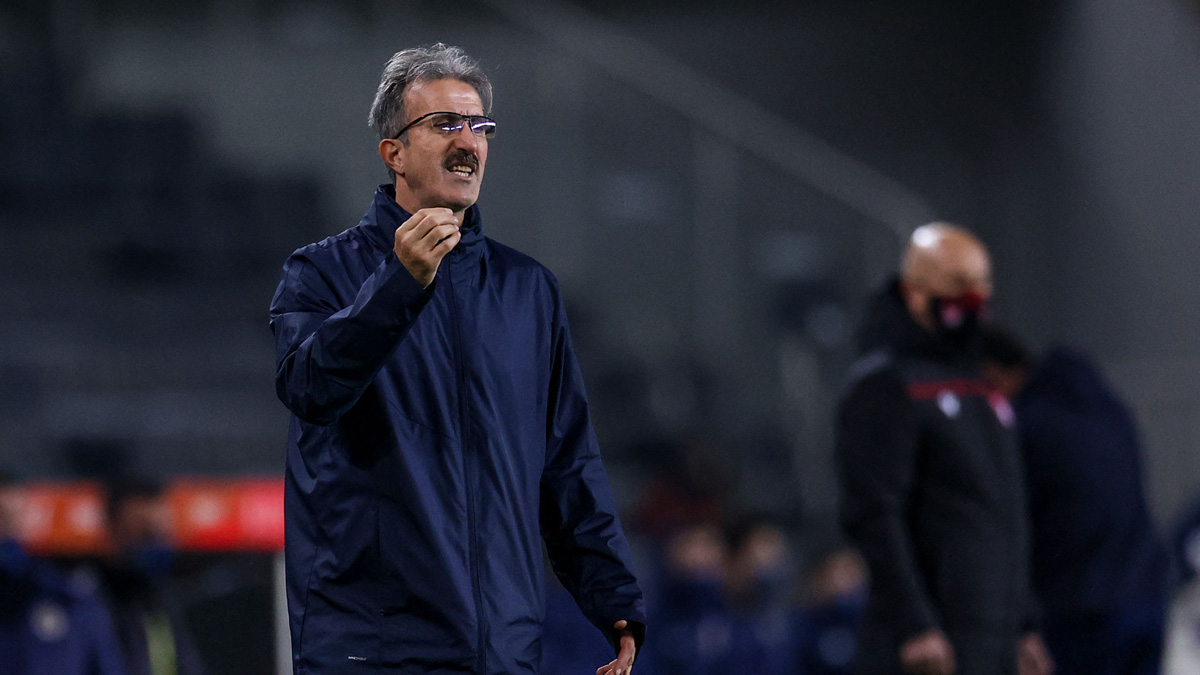 Karacabey Belediye'de Erdo�an Y�lmaz: T�rkiye'ye tak�m�m�z�n g�c�n� g�sterdik