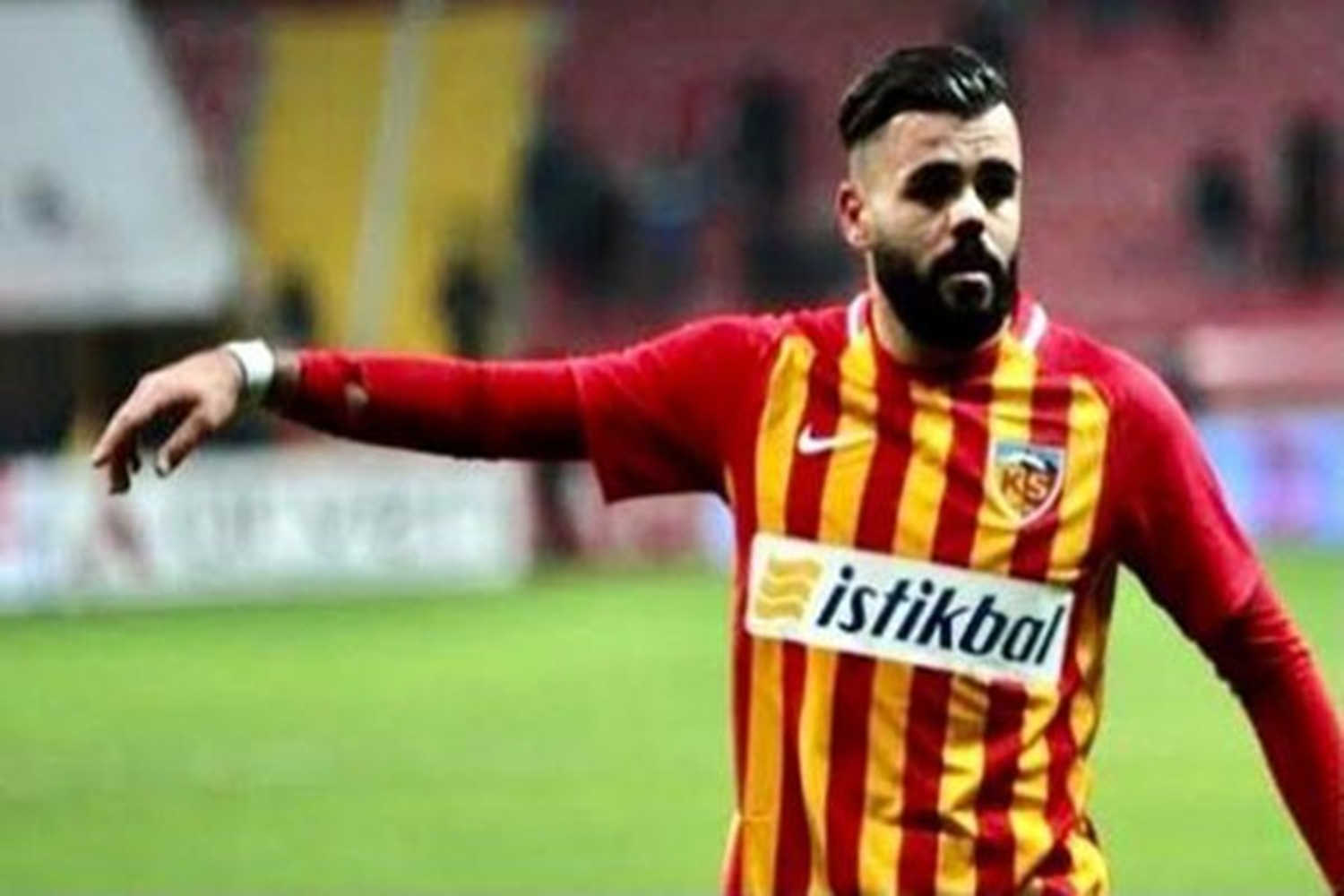 Kayserispor Hasan H�seyin Acar'�n s�zle�mesini feshetti