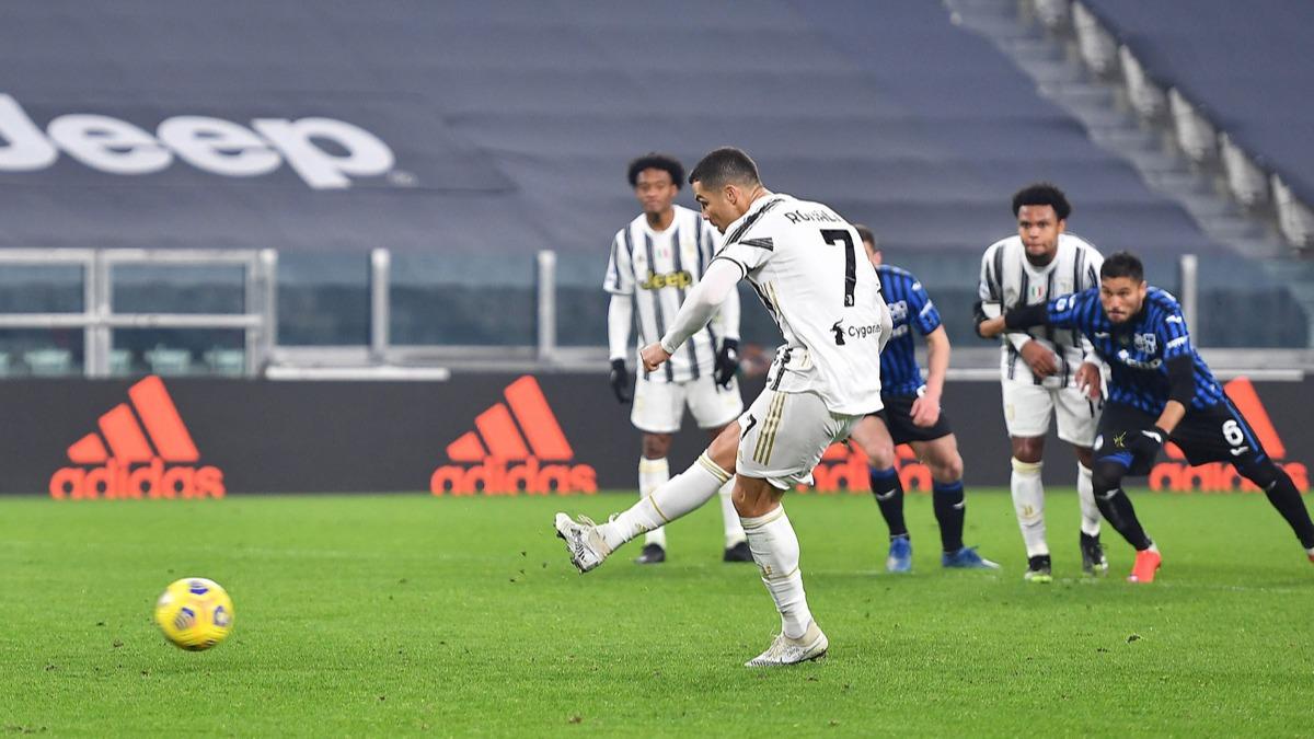 Ronaldo bu kez kard, Juventus puan kaybetti