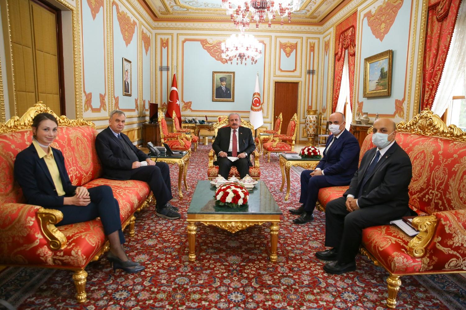 TBMM Ba�kan� �entop: AB sa�duyulu ve vizyoner bir tutum benimseyerek yapt�r�mlardan ka��nmal�