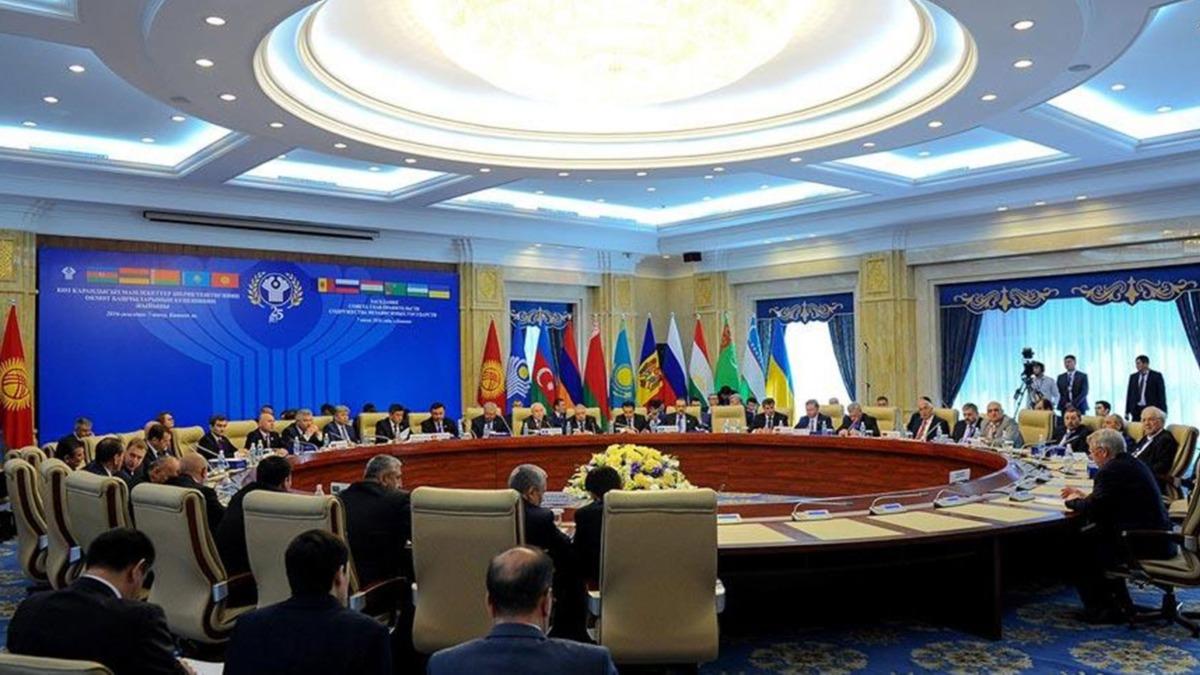 Ukrayna, BDT'nin baz anlamalarndan ekildi