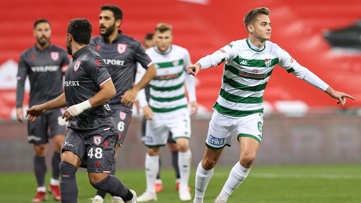 Samsunspor'dan futbolculara 30'ar bin lira para cezas