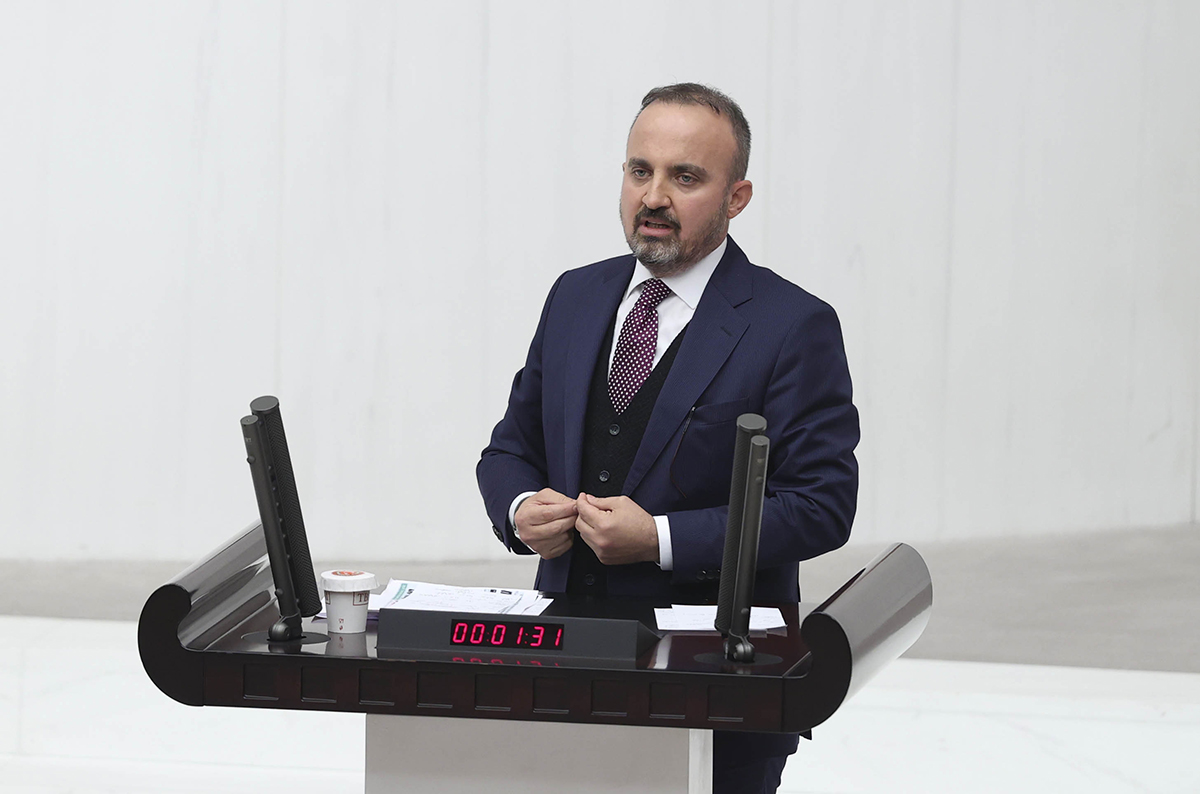 AK Partili Turan ger�ekleri y�zlerine vurdu! 'Siz kurban olun b�yle diktat�re'
