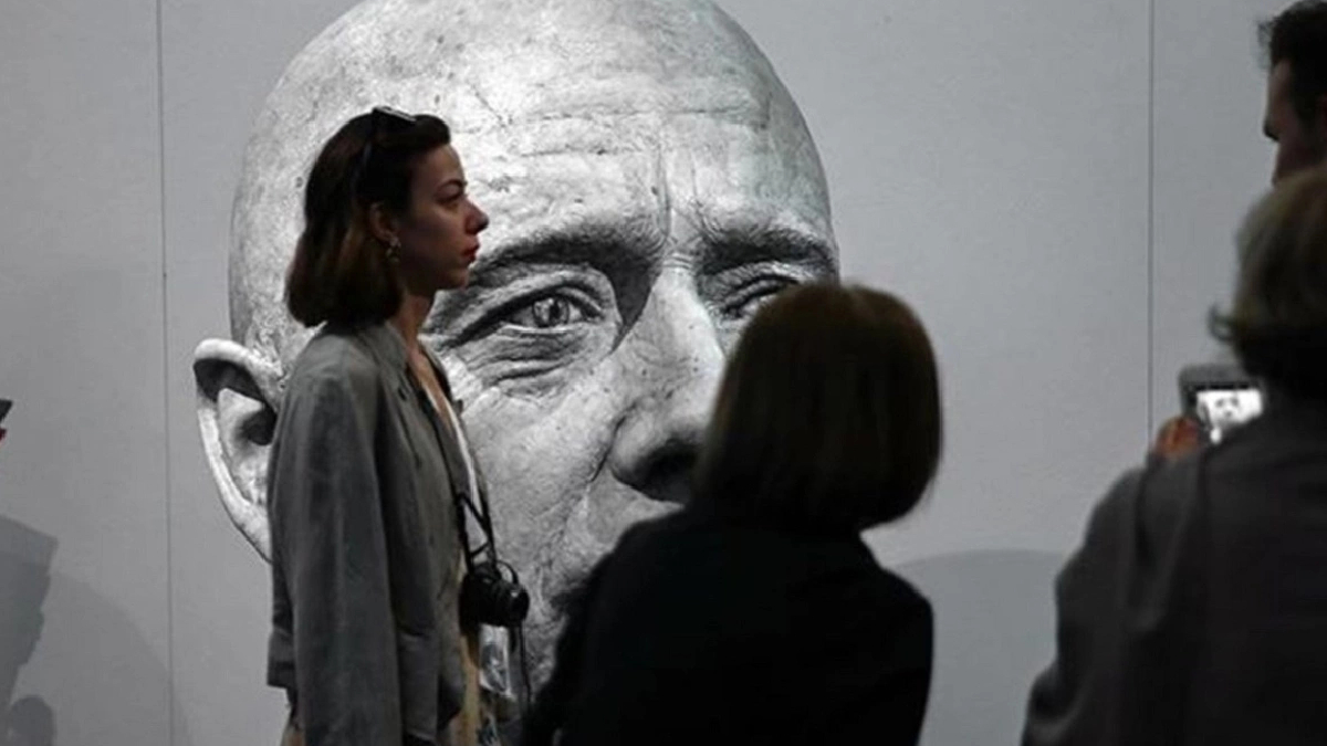 Contemporary Istanbul �n izleme ile ba�lad�