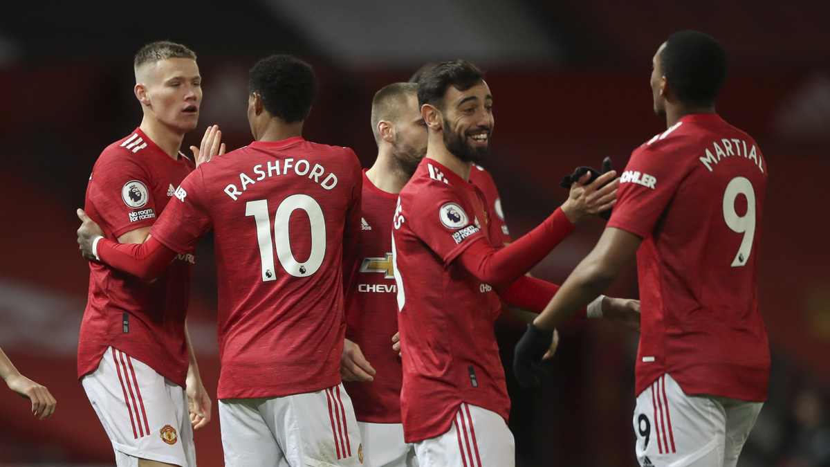 Gol d�ellosunda Manchester United, Leeds United'� farkl� ge�ti