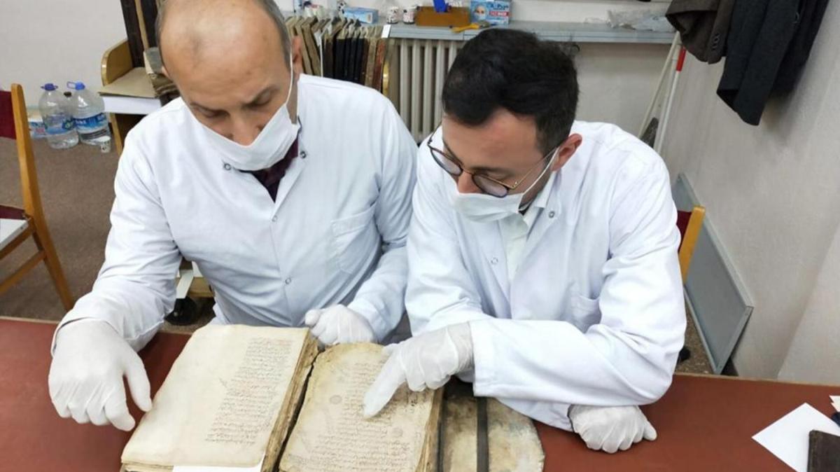 Kad Beyzavi'ye ait 750 yllk el yazmas Kuran tefsiri nshas bulundu
