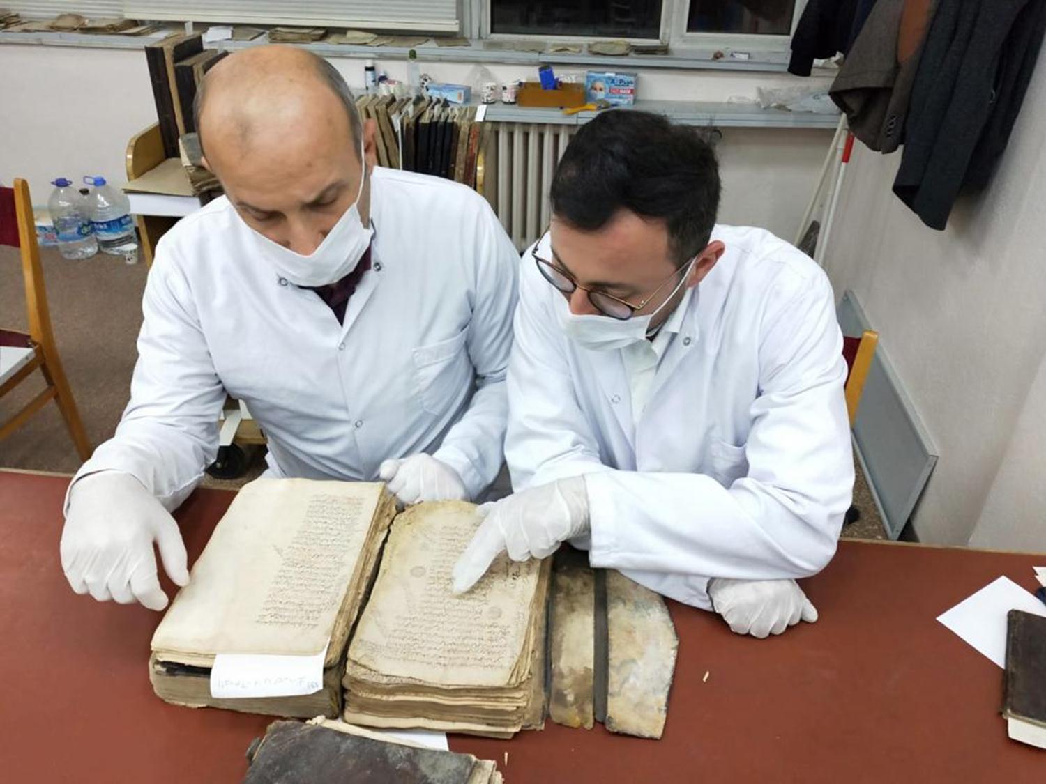Kad Beyzavi'ye ait 750 yllk el yazmas Erzurum'da bulundu!