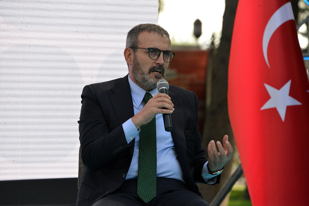 AK Partili �nal'dan iddialara cevap: FET� plan�n�n ilk i�aret fi�e�i