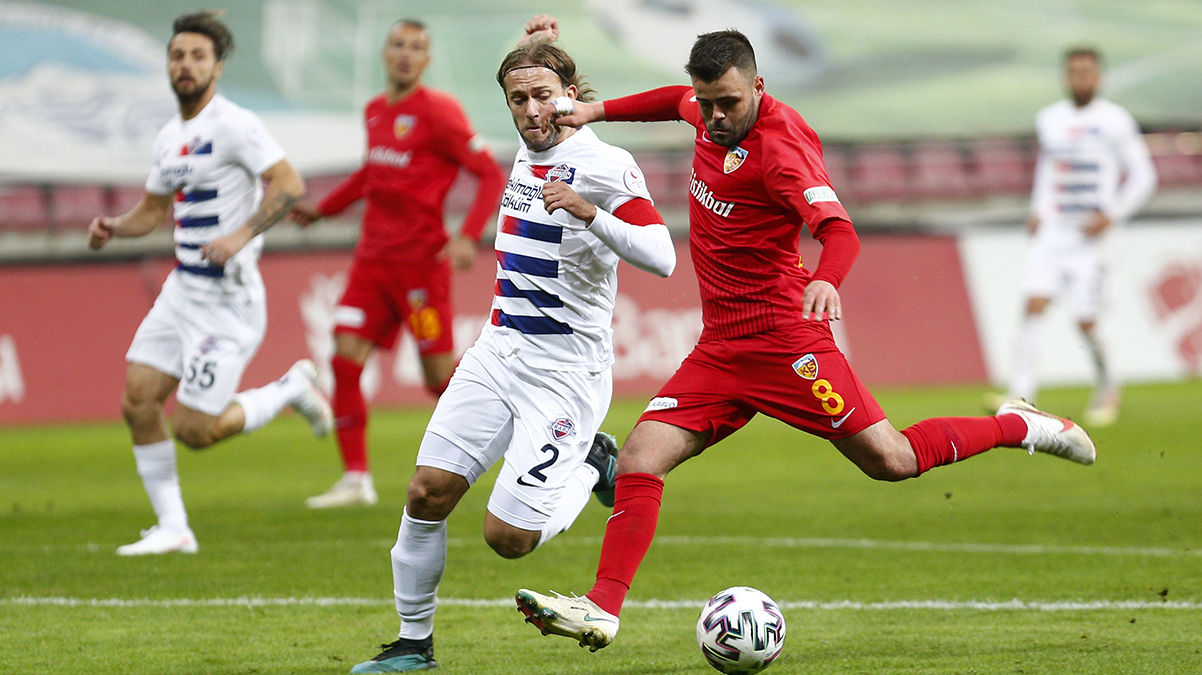 G.Saray'dan teklif bekliyor