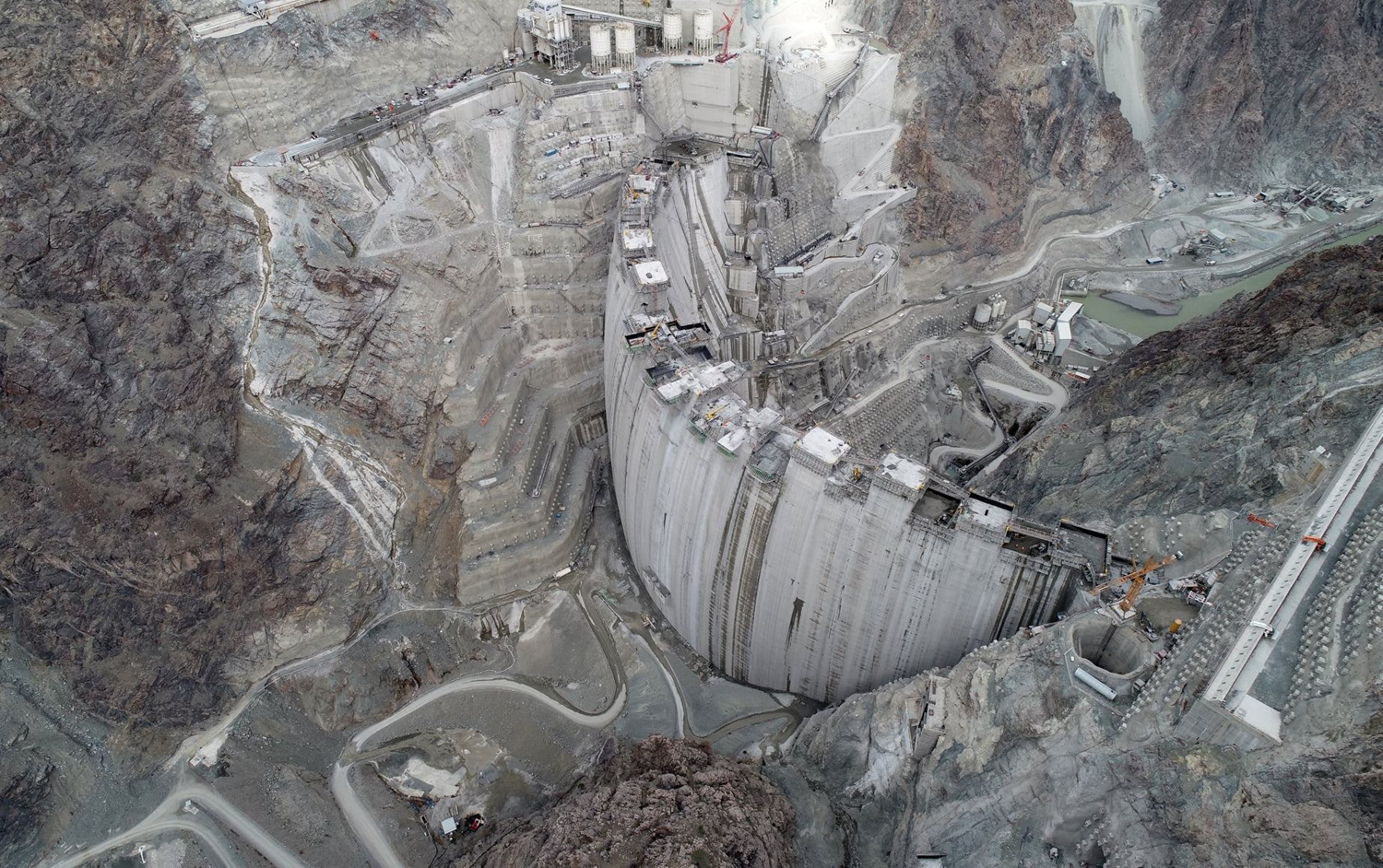 Yusufeli Baraj�'ndan geri say�m! 262 metreye ula�t�