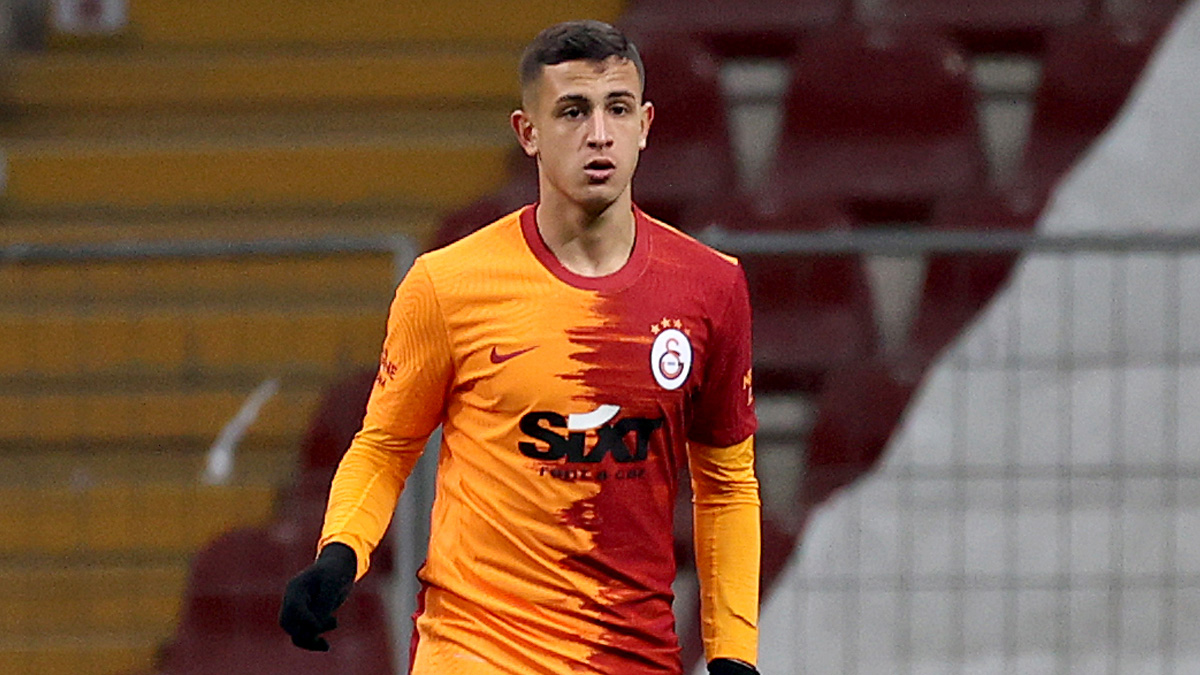 Bartu� Elmaz, Galatasaray'da ilk ma��na ��kt�