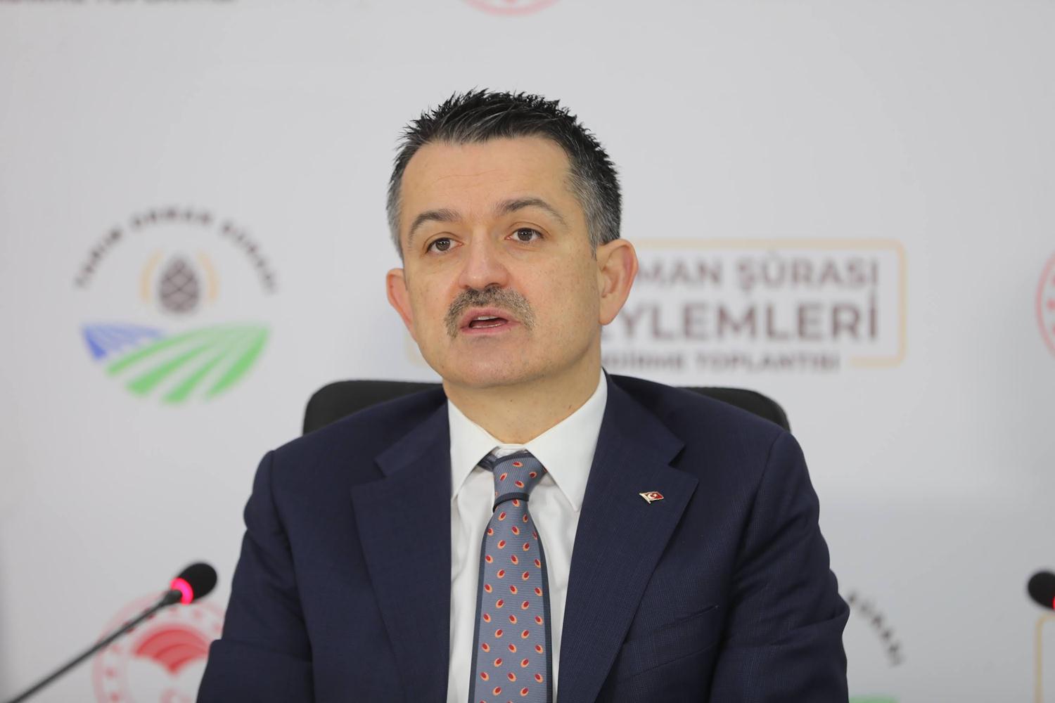 Bakan Pakdemirli: Bu y�l� tar�mda �nemli bir b�y�meyle kapataca��z