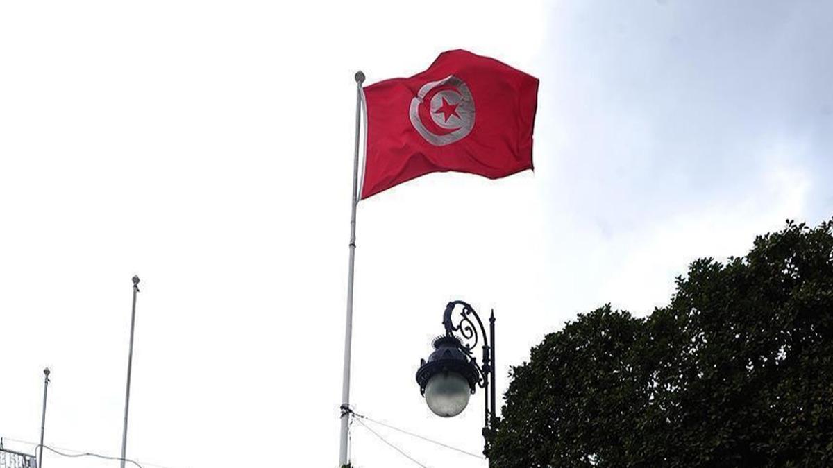 Tunus'tan 'srail'le normalleme' iddiasna cevap