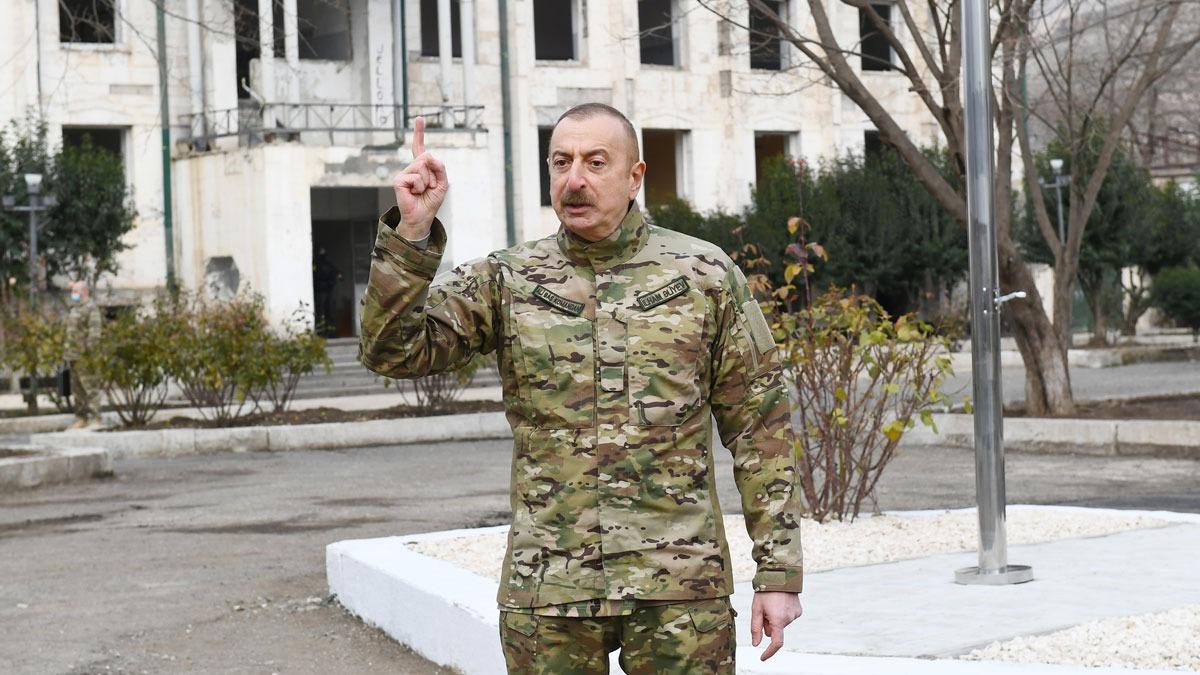 Aliyev'den, Ermenilerin ykt camileri grmezden gelen UNESCO'ya eletiri