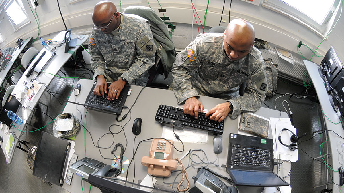 Herkes Rusya'y� i�aret etmi�ti! Son y�llar�n en a��r sald�r�s�nda Microsoft detay�