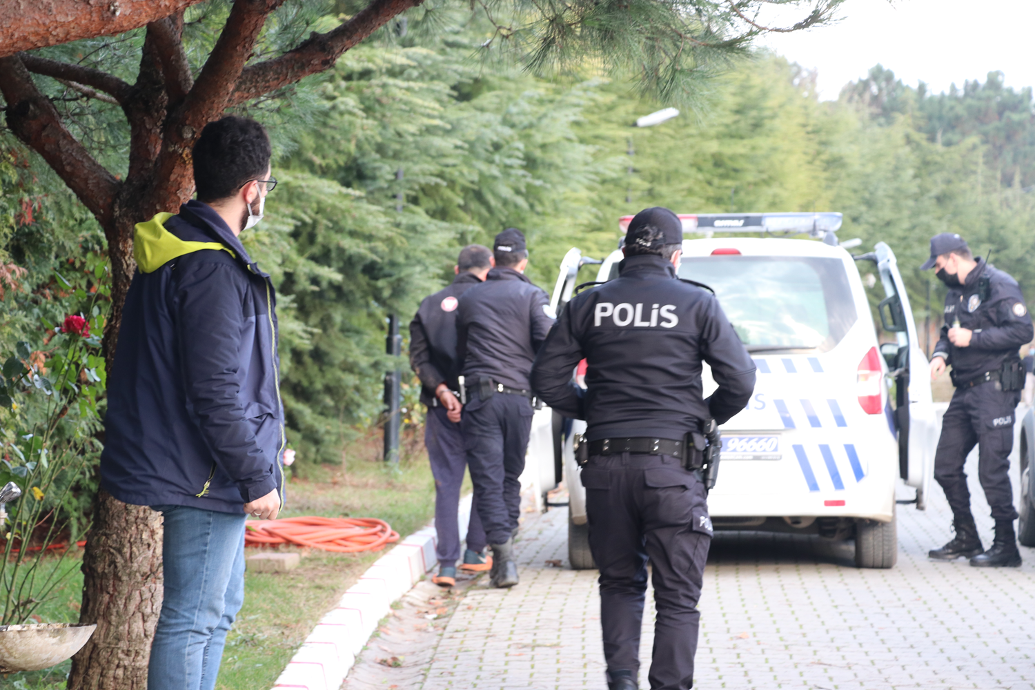 �ekmek�y'de kavga