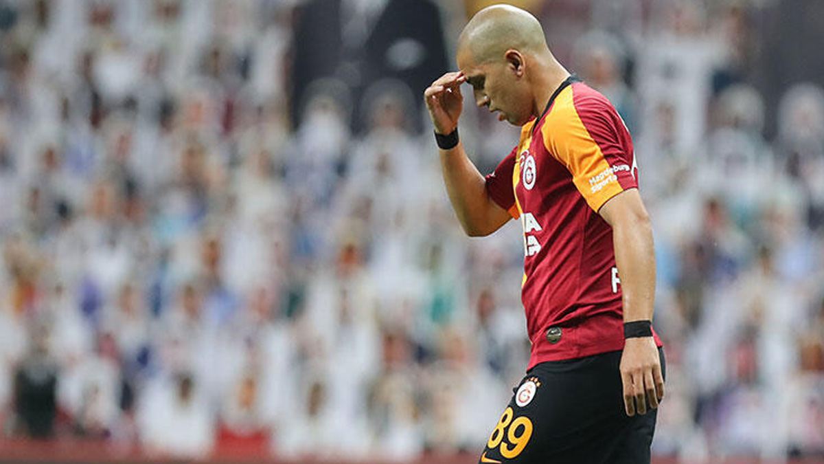 Galatasaray'da sakatl�k �oku! Oyundan ��kt�