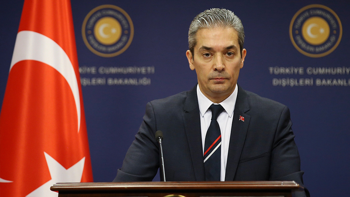 'Yunanistan b�lgede gerginli�i artt�r�c� ve k��k�rt�c� ad�mlar�na devam ediyor'